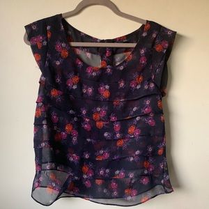 American Eagle Floral tiered blouse